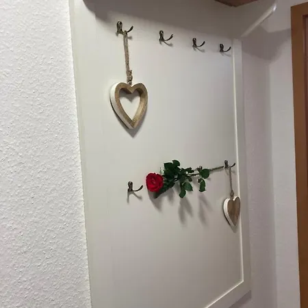 6 Ara Apartment